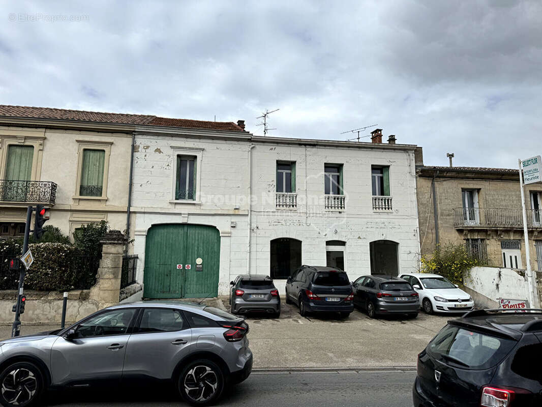 Appartement à LUNEL-VIEL