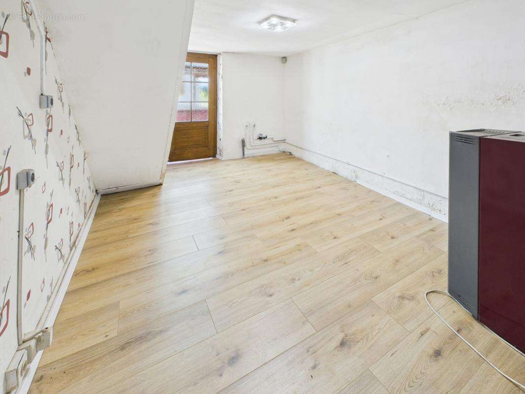 Maison à REMBERCOURT-SUR-MAD