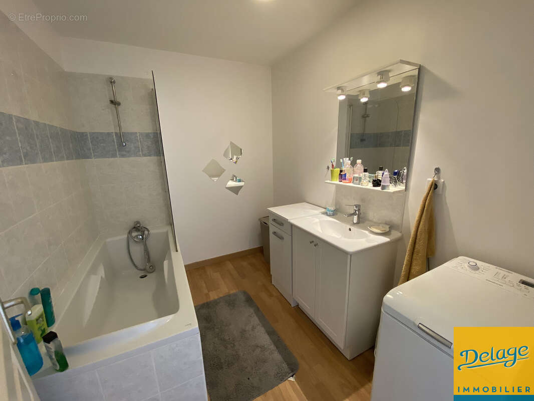 Maison à ORADOUR-SUR-GLANE