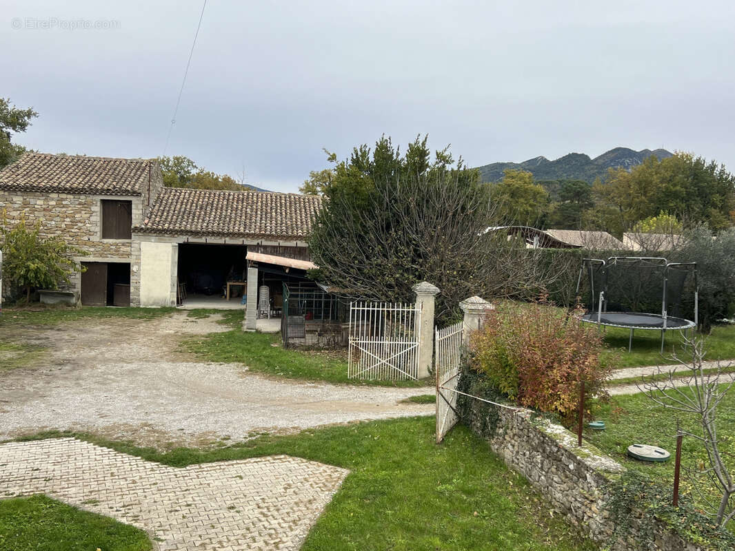Maison à VAISON-LA-ROMAINE