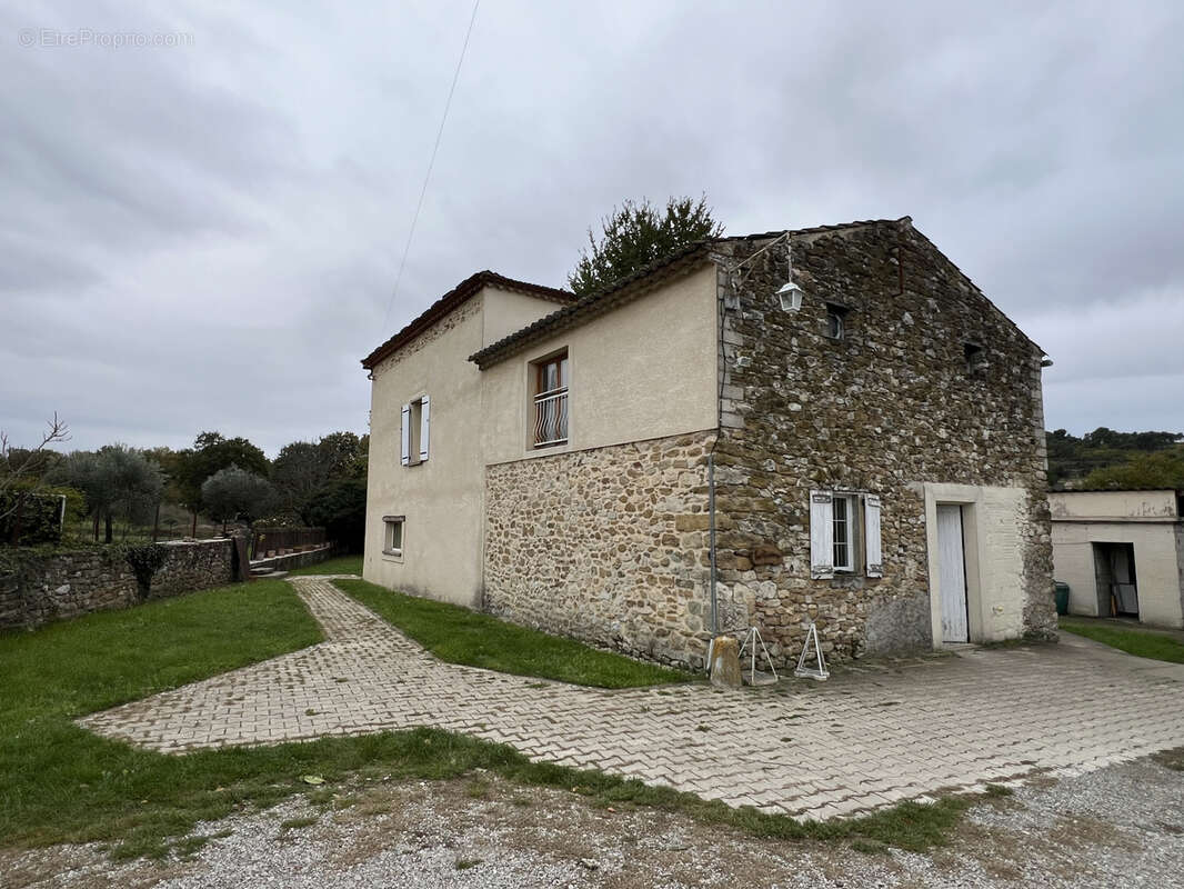 Maison à VAISON-LA-ROMAINE