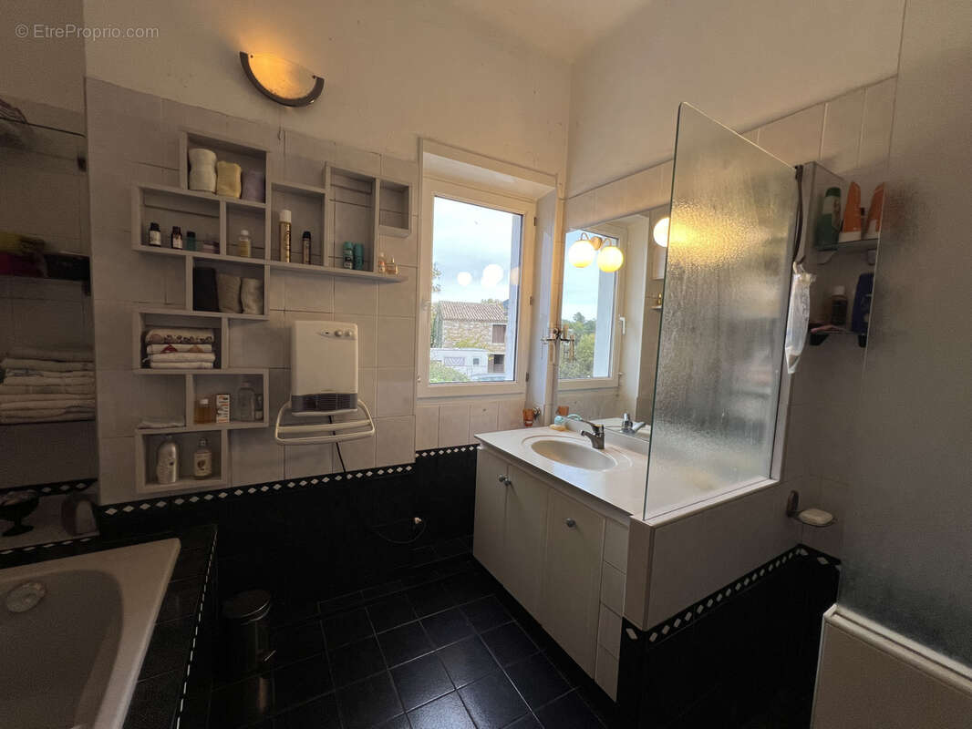 Maison à VAISON-LA-ROMAINE