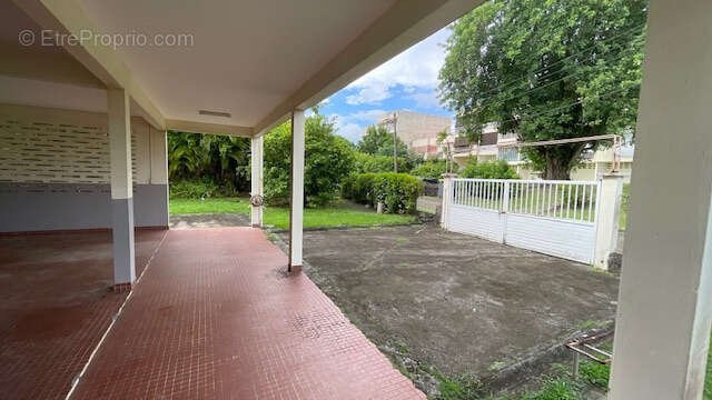 Maison à SCHOELCHER