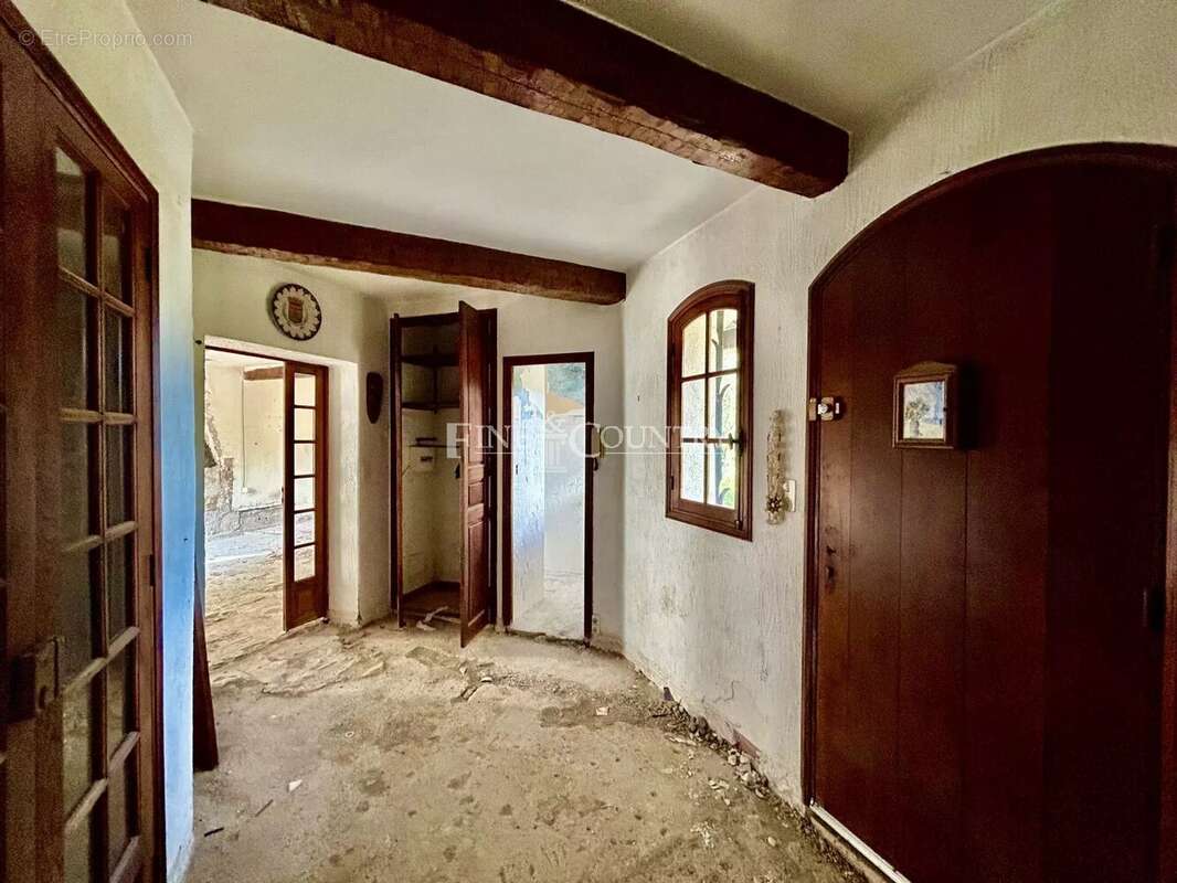 Maison à MONTAUROUX