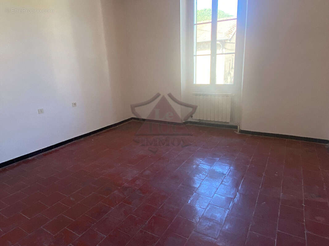 Maison à SAINT-JEAN-DE-VALERISCLE