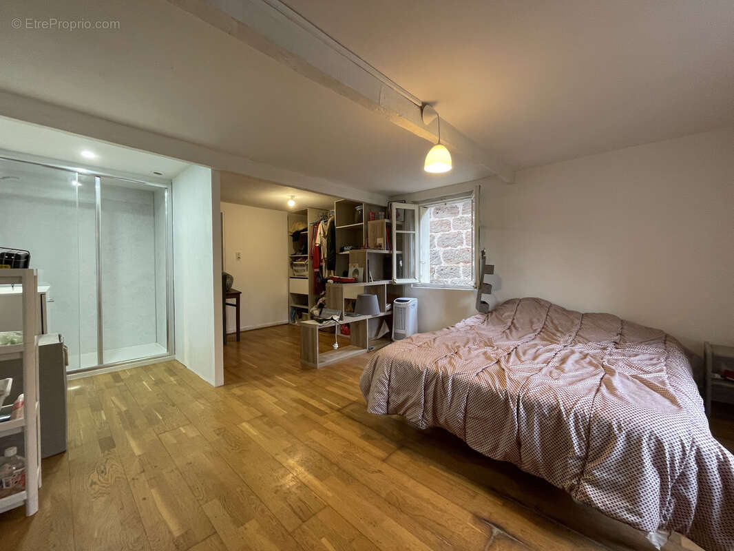 Maison à VARS-SUR-ROSEIX