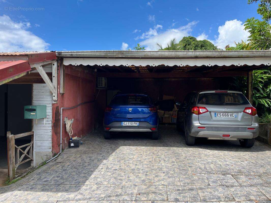 Maison à FORT-DE-FRANCE