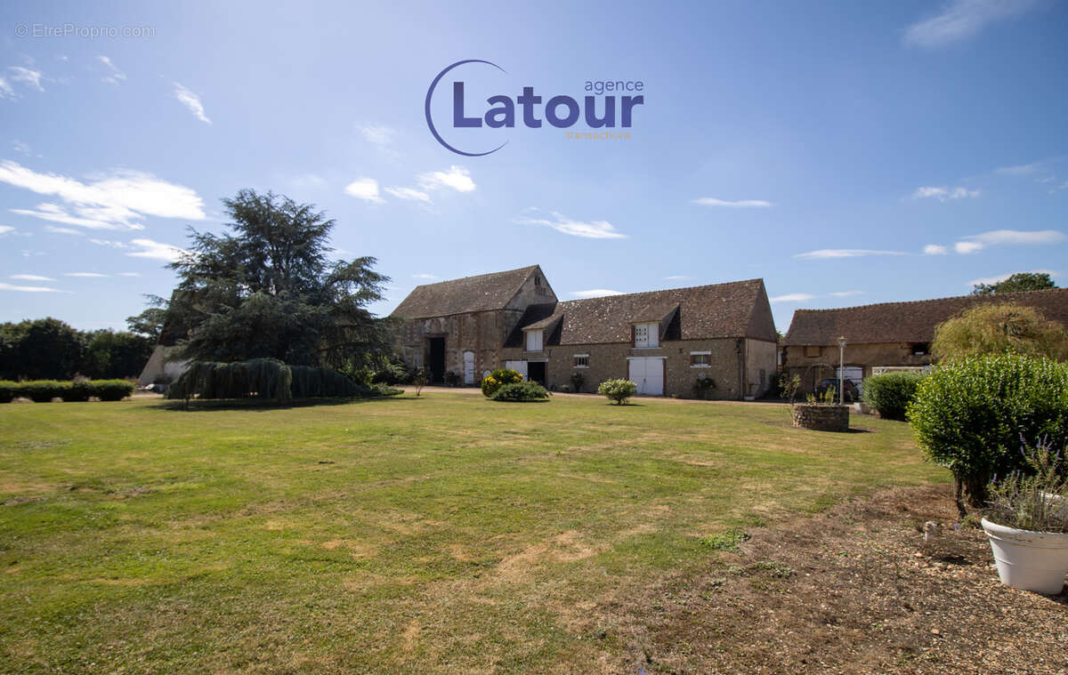 Maison à CHATEAUNEUF-EN-THYMERAIS