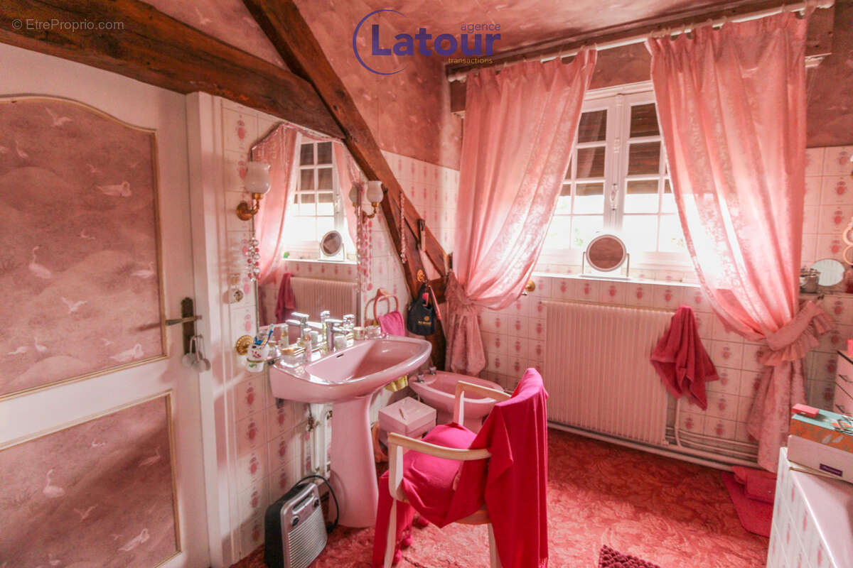 Maison à CHATEAUNEUF-EN-THYMERAIS