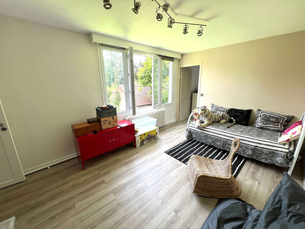 Maison à MONTFORT-L&#039;AMAURY