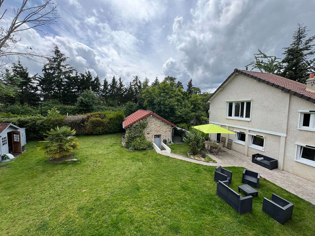 Maison à MONTFORT-L&#039;AMAURY