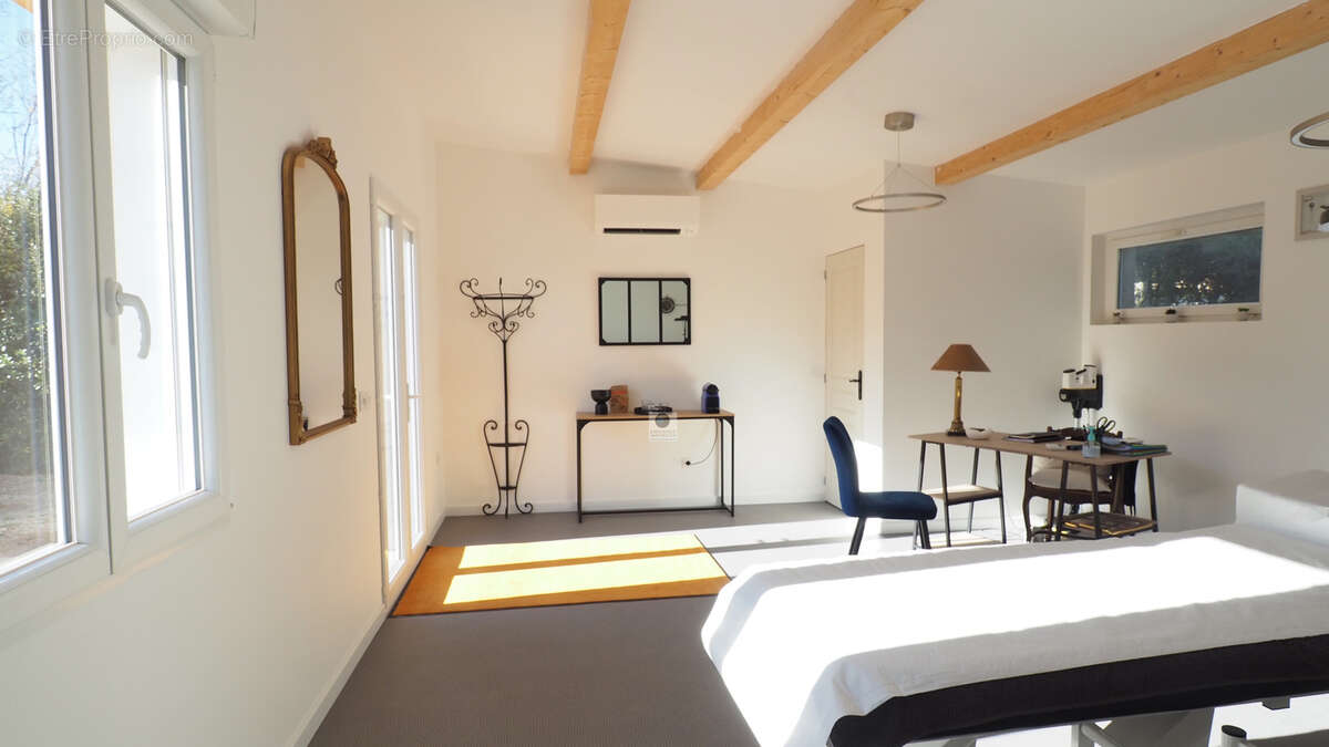 Maison à BEAUVALLON