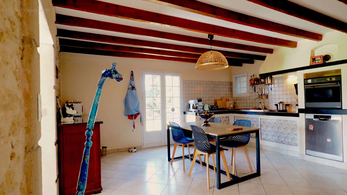 Maison à BEAUVALLON