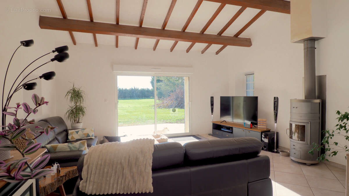 Maison à BEAUVALLON