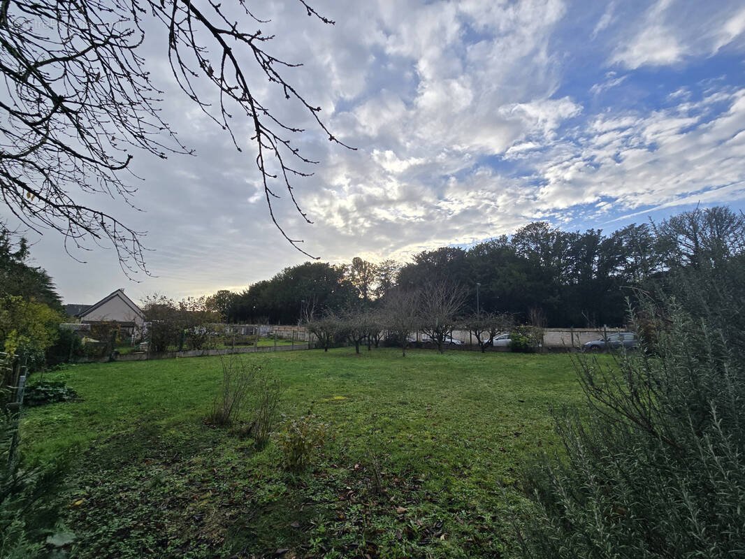 Terrain à AMBOISE