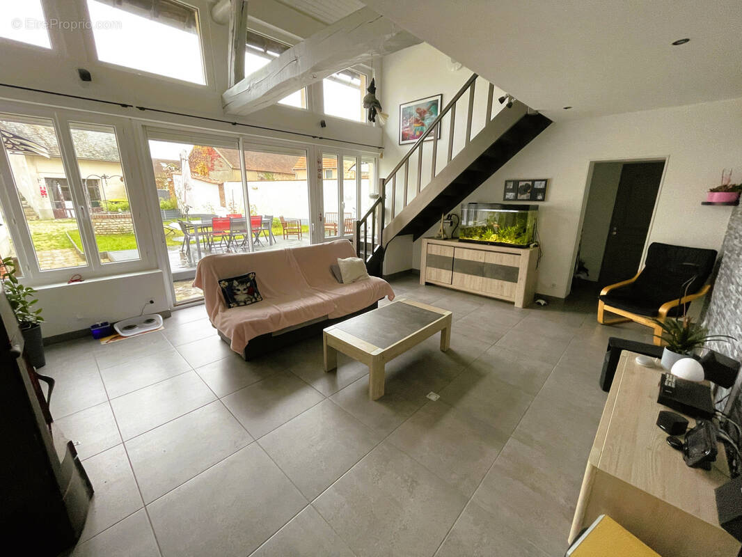 Maison à GASVILLE-OISEME