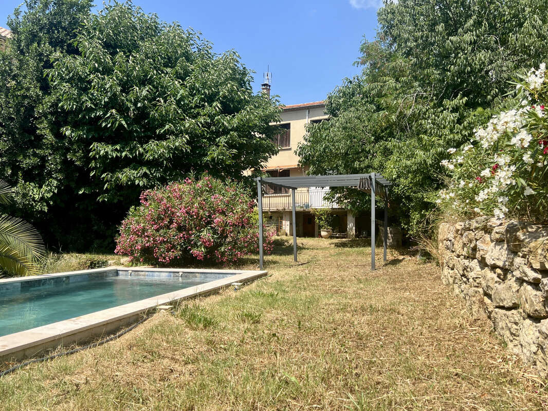 Maison à VAISON-LA-ROMAINE