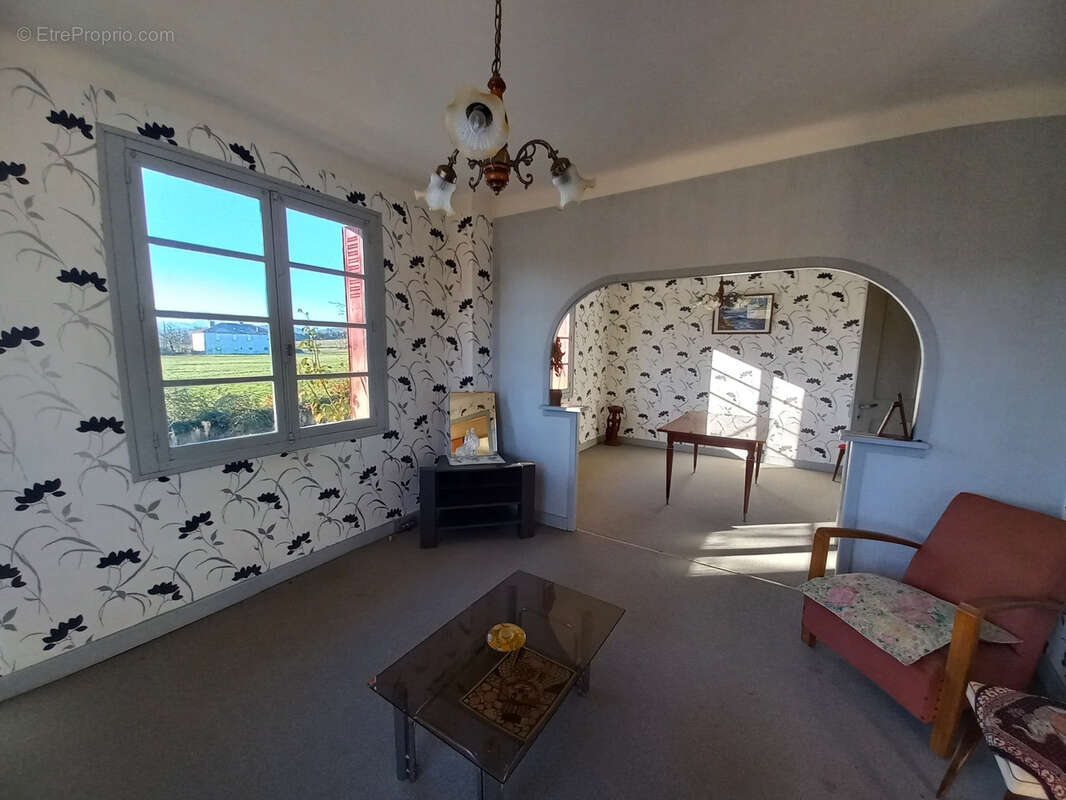 Maison à CASTELNAU-MAGNOAC