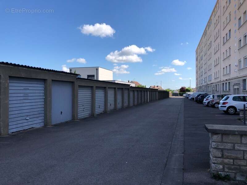 Appartement à LA CHAPELLE-SAINT-LUC