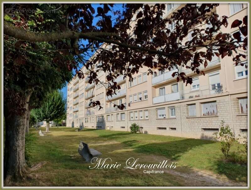 Appartement à LA CHAPELLE-SAINT-LUC