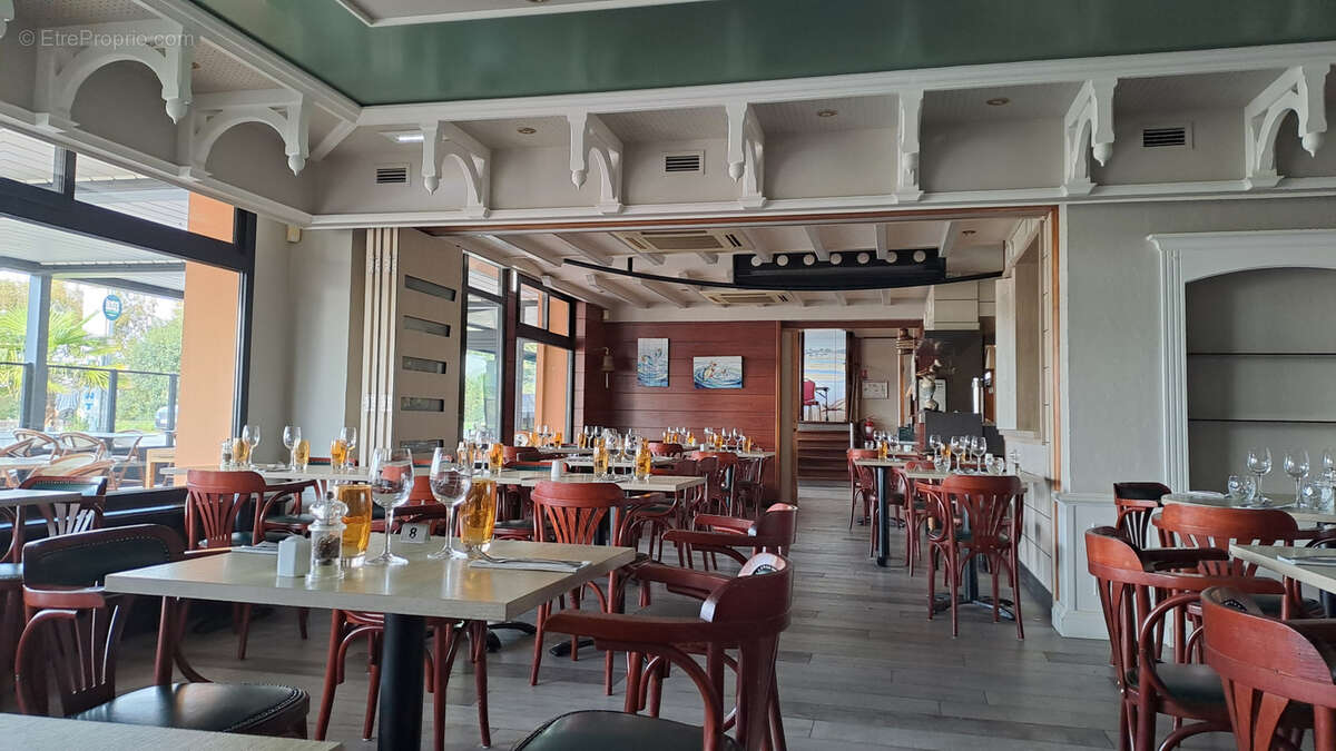 Commerce à LE FRESNE-SUR-LOIRE