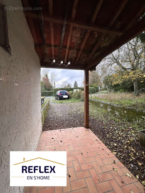 Commerce à AUTHUILLE