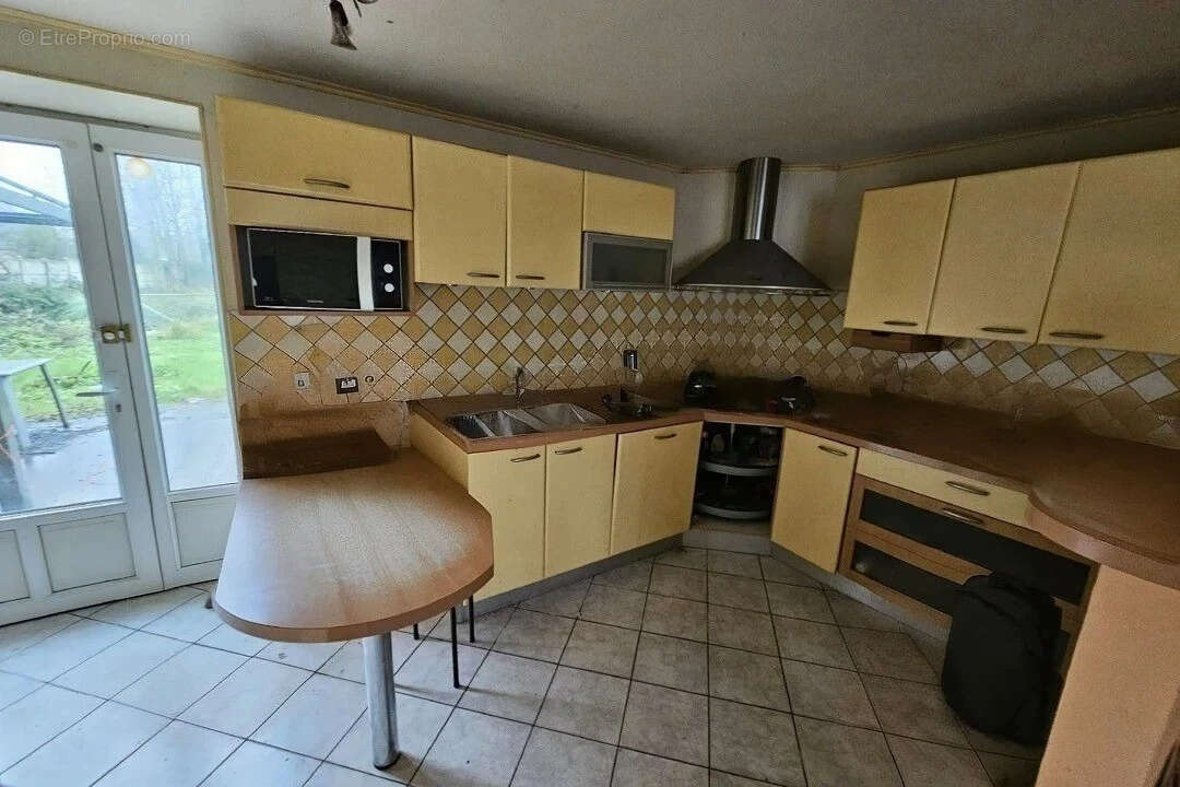 Maison à SAINT-SAUVEUR-LA-POMMERAYE