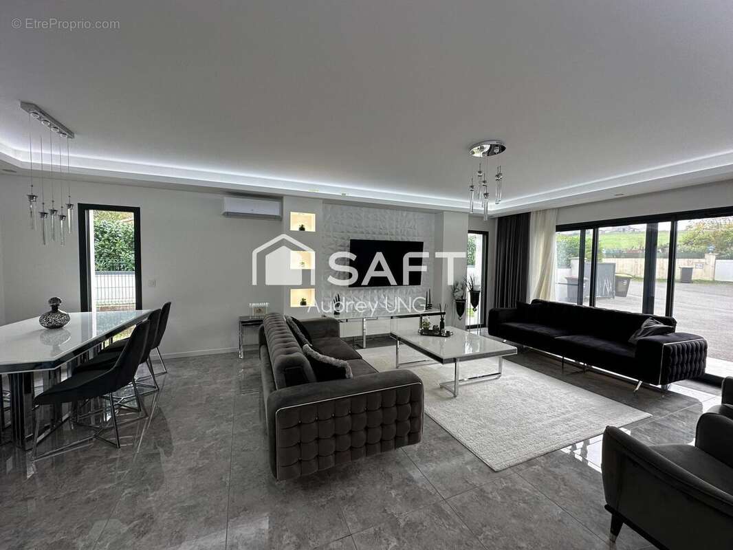 Photo 5 - Maison à CROIGNON