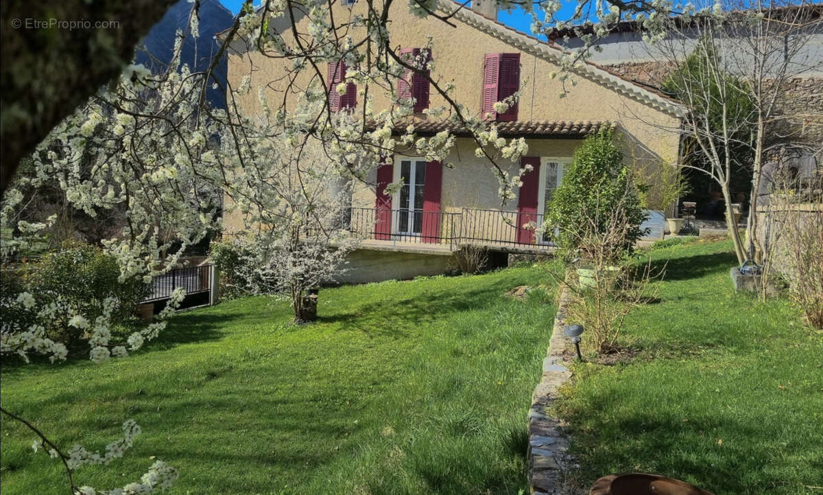 Maison à SISTERON