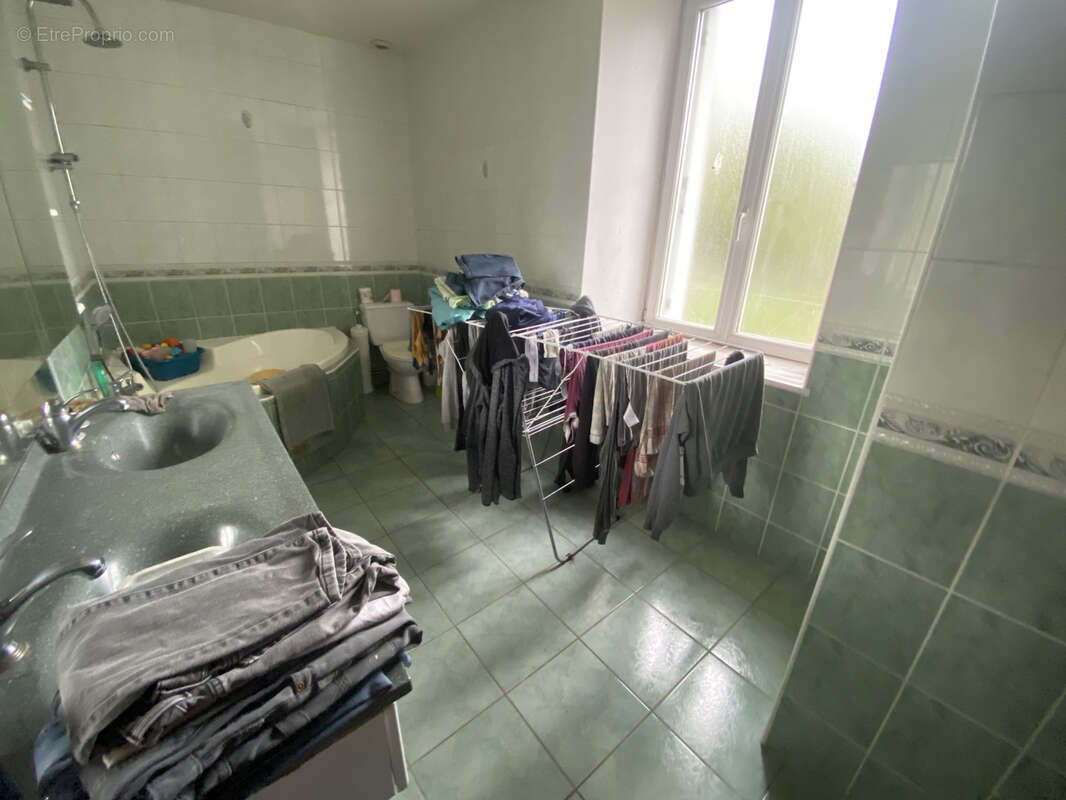 Appartement à SAINTE-HONORINE-LA-CHARDONNE