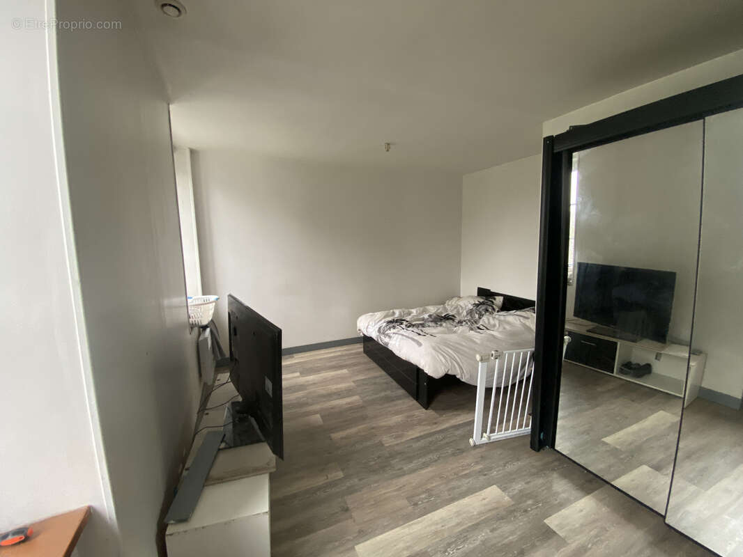 Appartement à SAINTE-HONORINE-LA-CHARDONNE