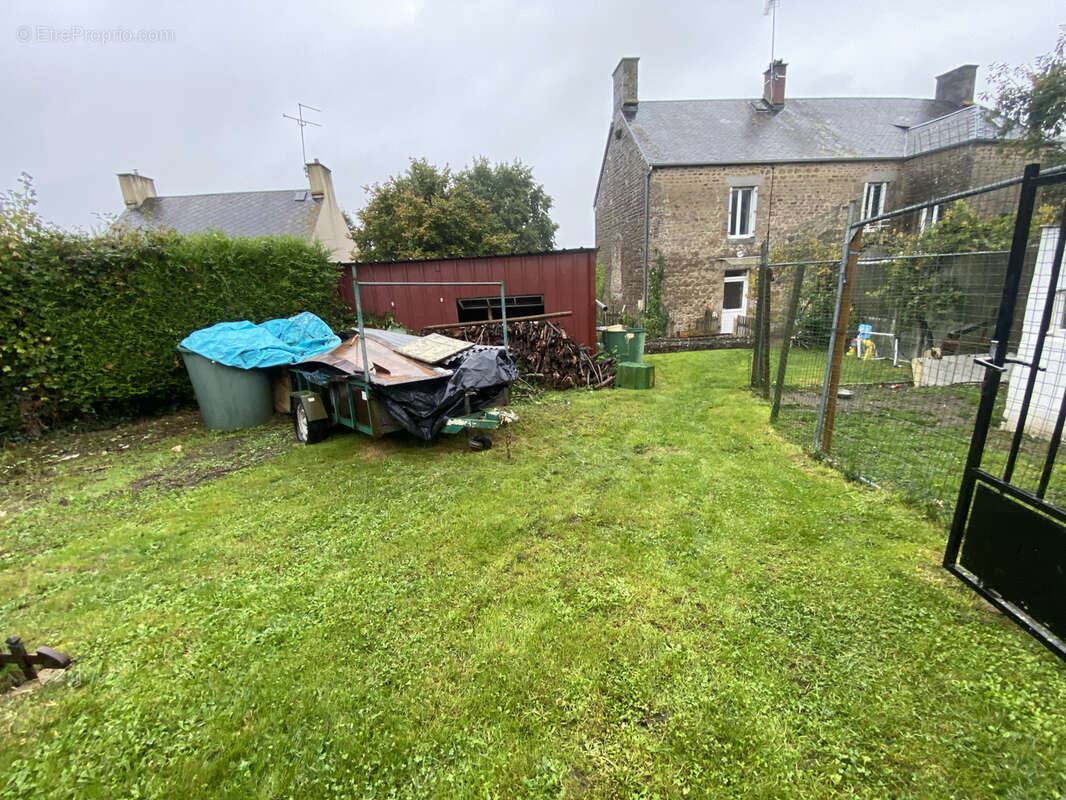 Appartement à SAINTE-HONORINE-LA-CHARDONNE