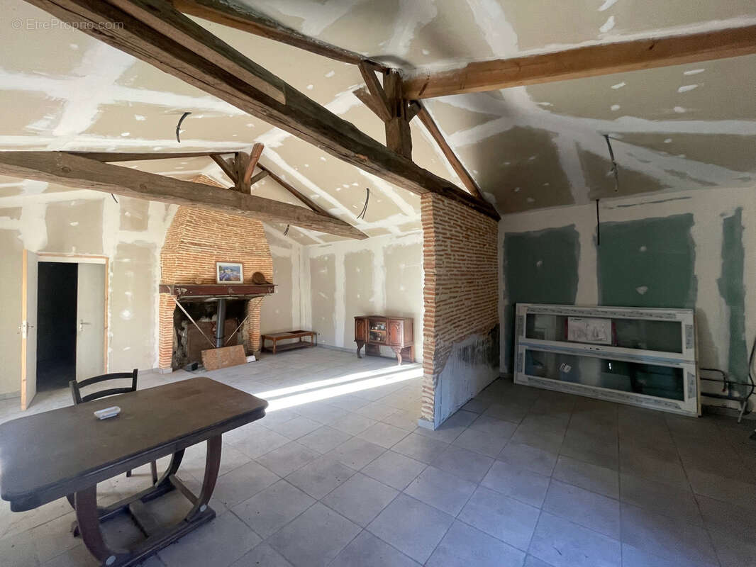 Maison à BELIN-BELIET