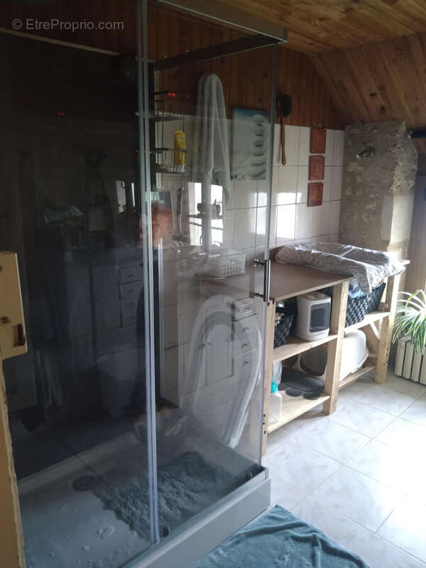 Maison à VILLAINES-LA-CARELLE