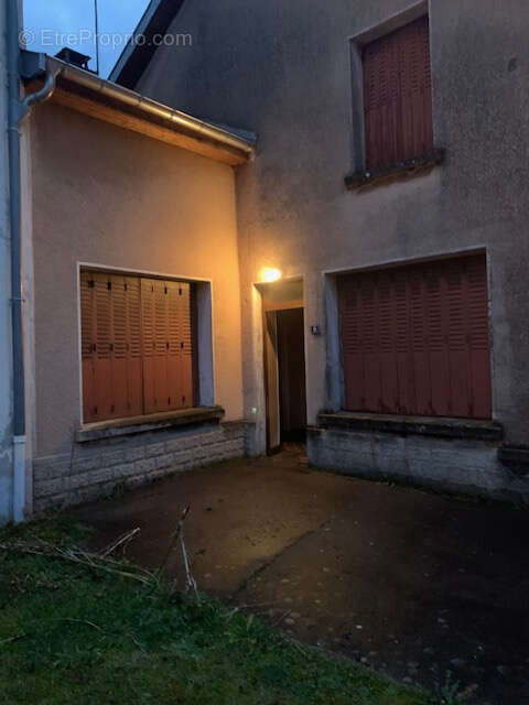 Maison à SEMOUTIERS-MONTSAON