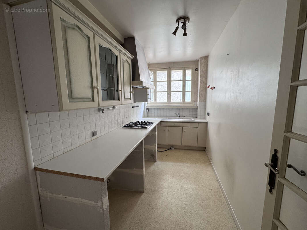 Appartement à FUMEL