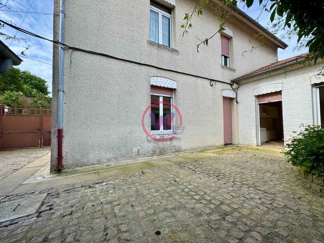 Maison à ROCLINCOURT