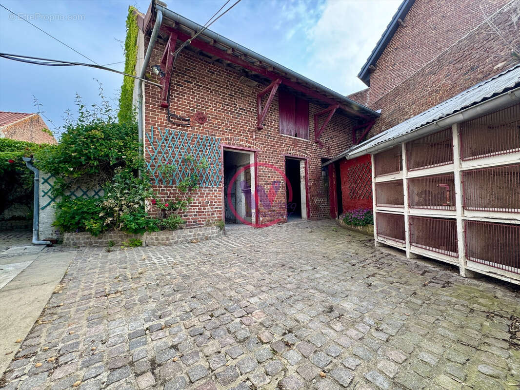 Maison à ROCLINCOURT