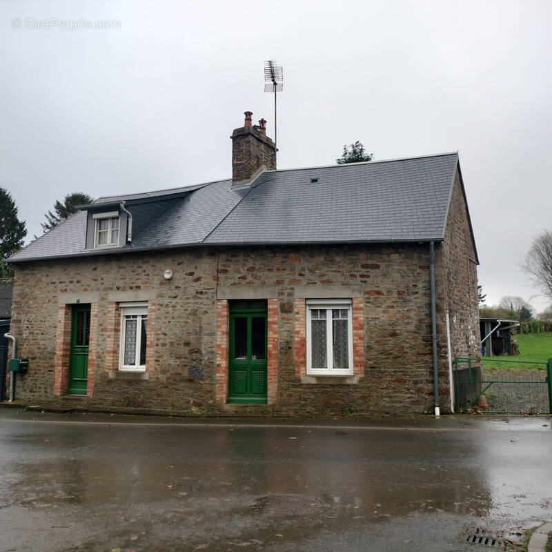 Maison à CHERENCE-LE-HERON