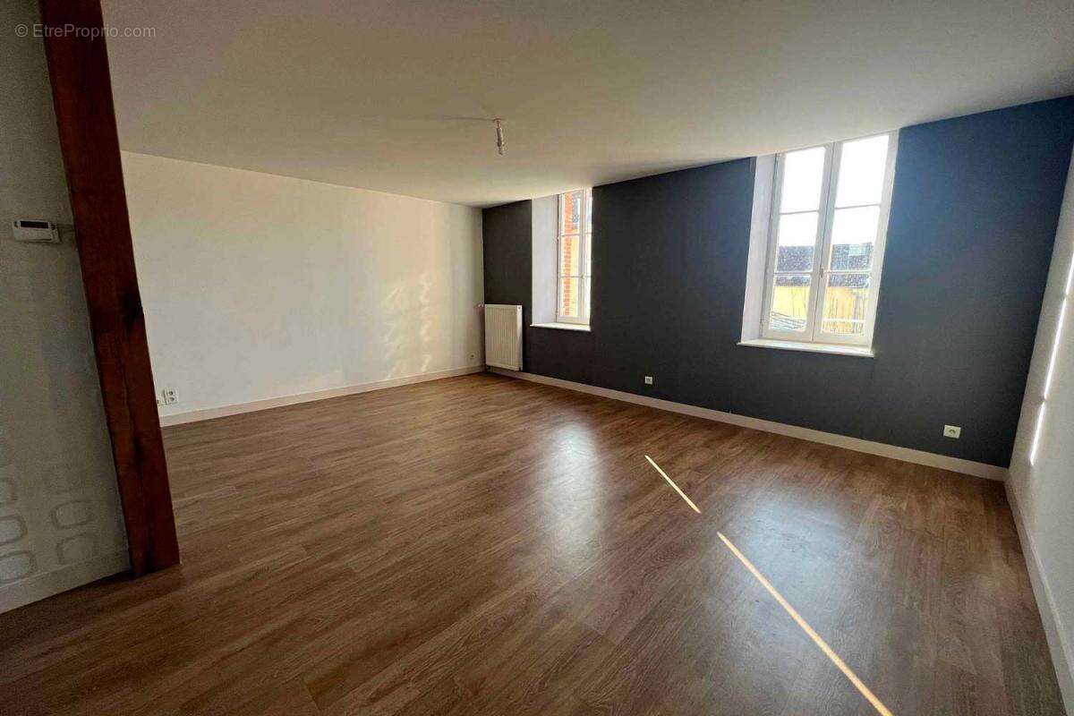 Appartement à LACANCHE