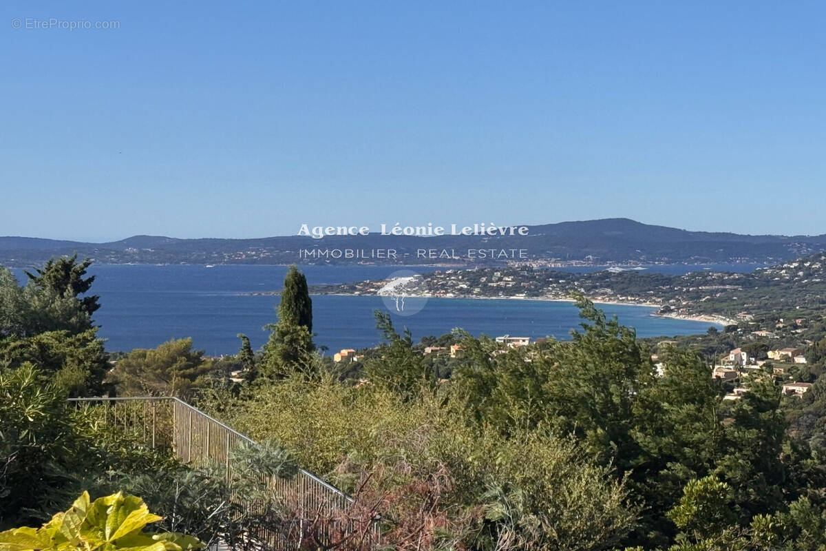 Maison à LES ISSAMBRES