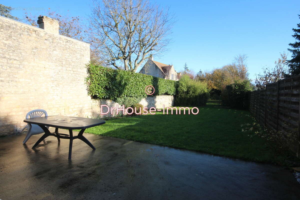 Maison à BIEVILLE-BEUVILLE