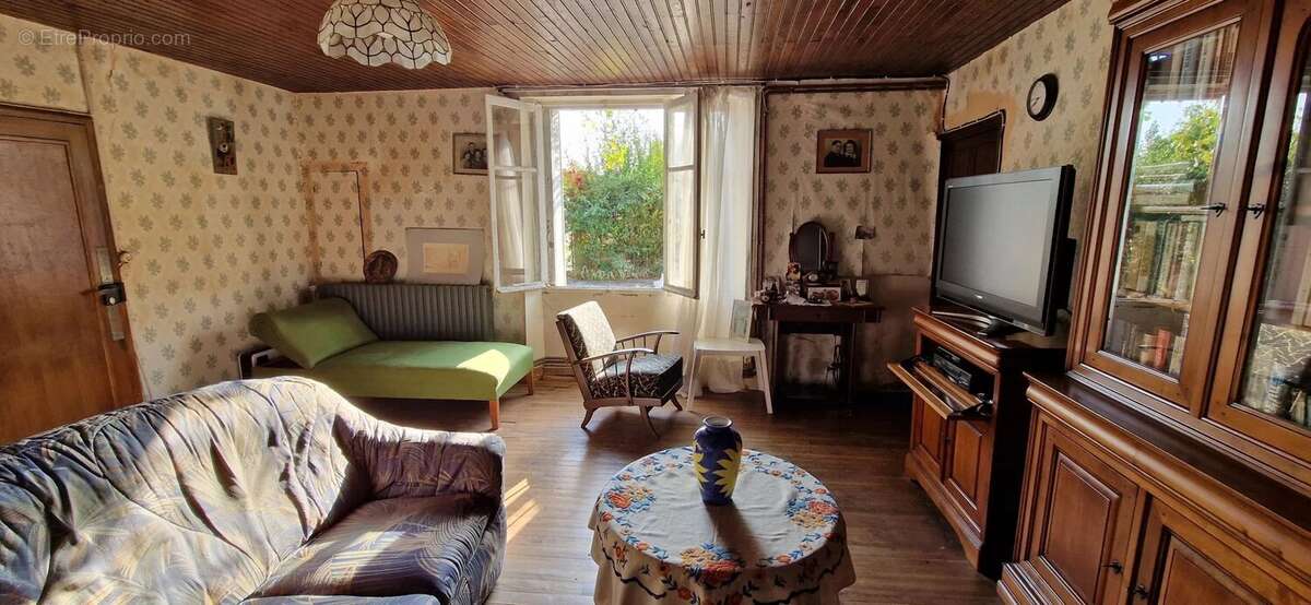 Maison à SAINT-GOURSON