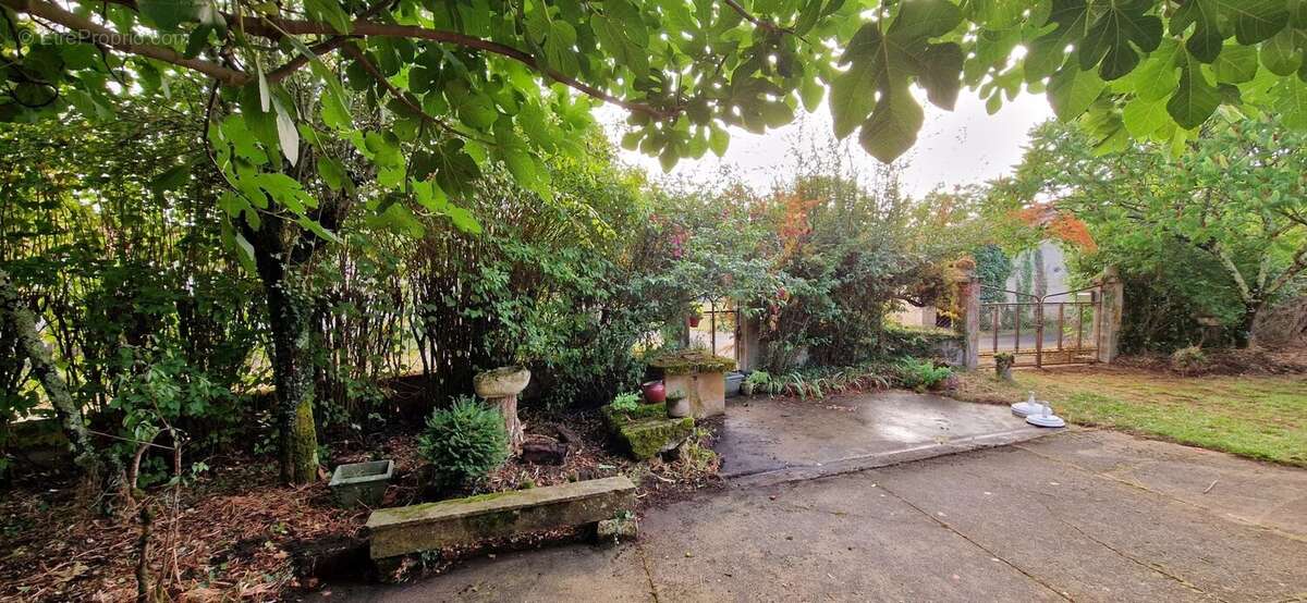 Maison à SAINT-GOURSON