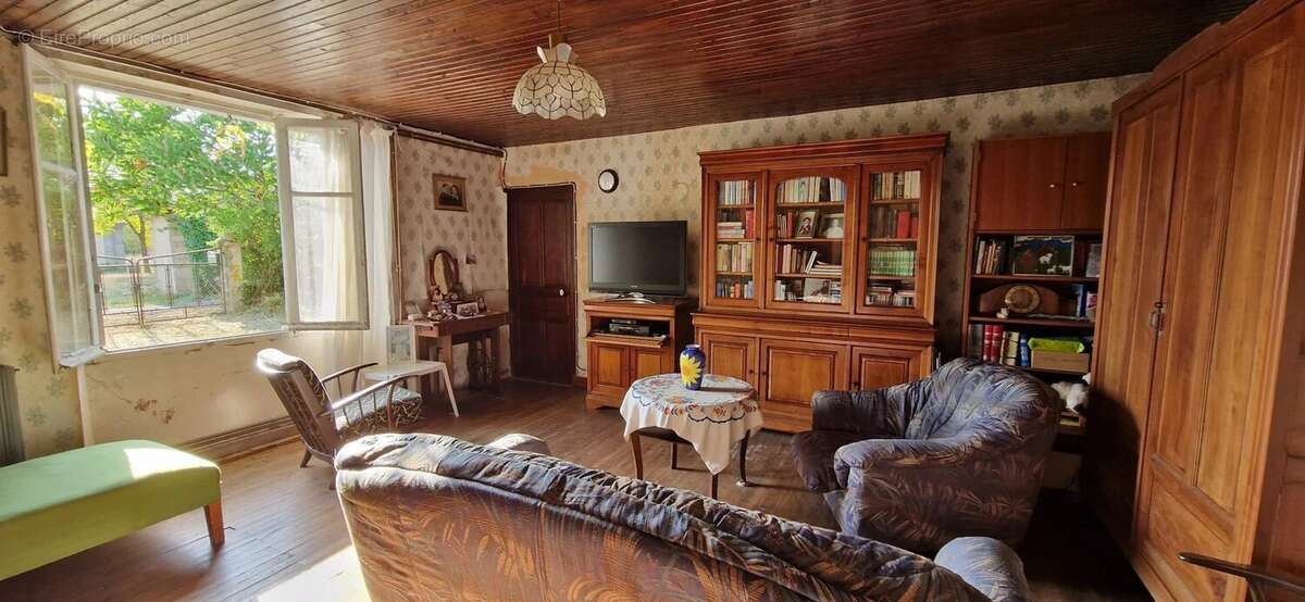 Maison à SAINT-GOURSON