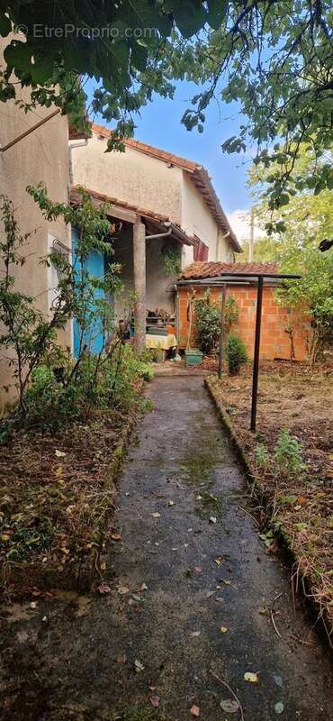 Maison à SAINT-GOURSON