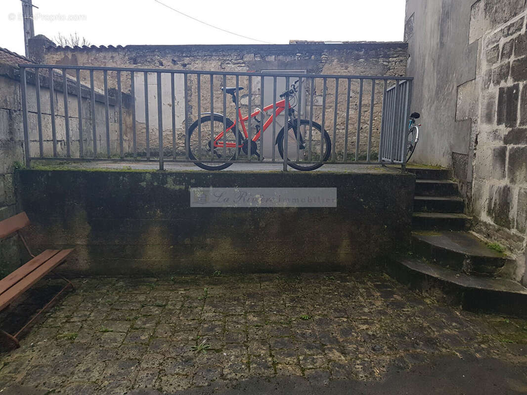 Appartement à JARNAC