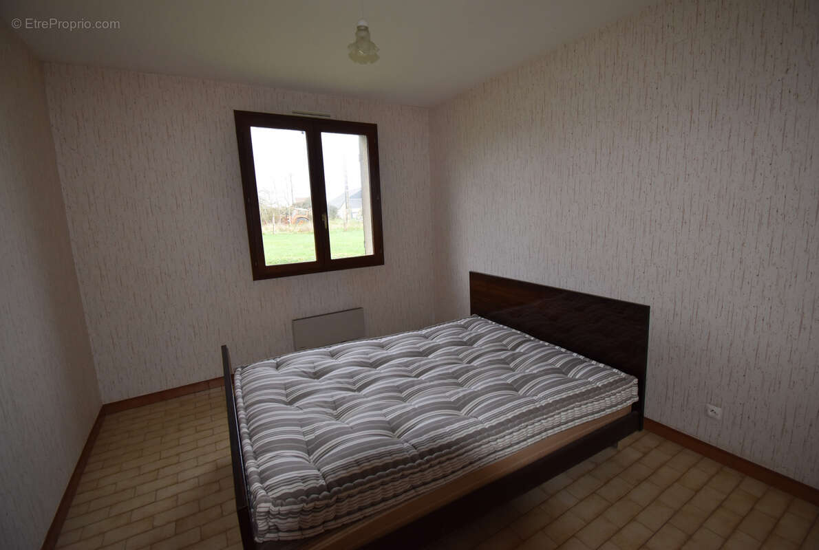 Maison à LA BOURDINIERE-SAINT-LOUP