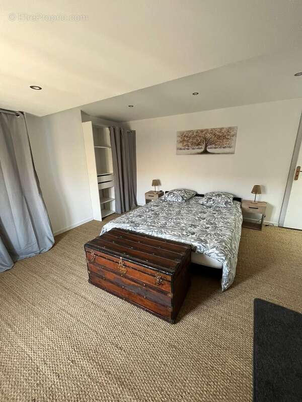 Maison à SEILLONS-SOURCE-D&#039;ARGENS