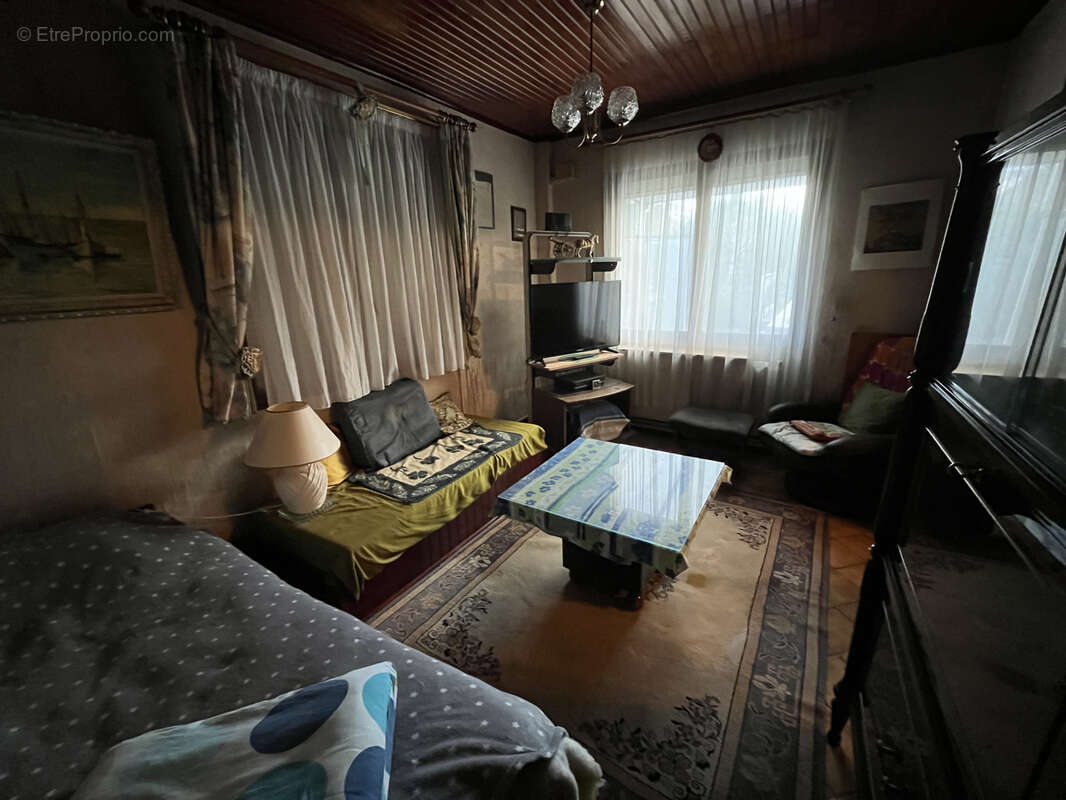 Maison à PARAY-VIEILLE-POSTE